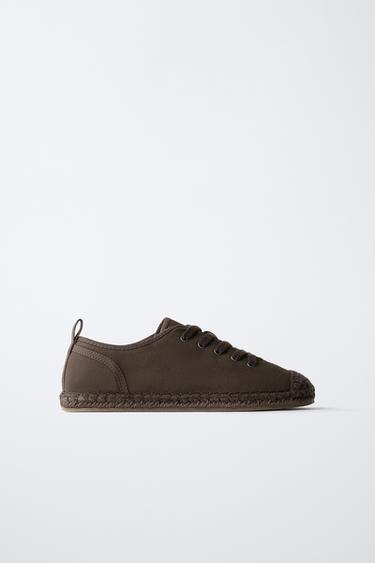 Эспадрильи со шнуровкой
