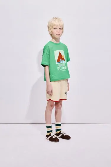 Шорты-бермуды из махровой ткани с контрастными деталями- Заказать в России