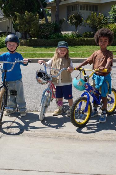 Бермуды из саржи в клетку с карманами- Заказать в России