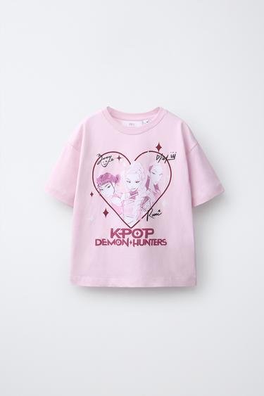 Zara Футболка с принтом KPOP DEMON HUNTERS™ NETFLIX © купить с доставкой.