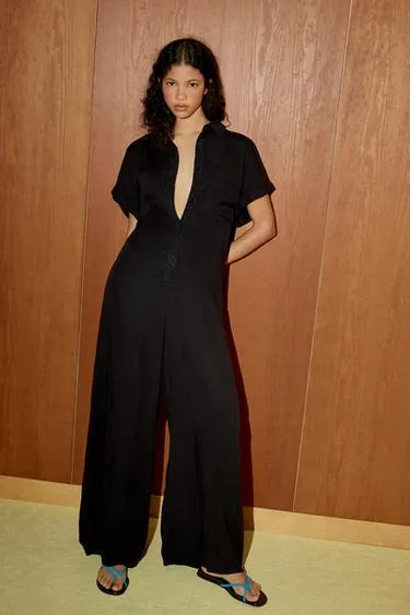 Комбинезон с короткими рукавами