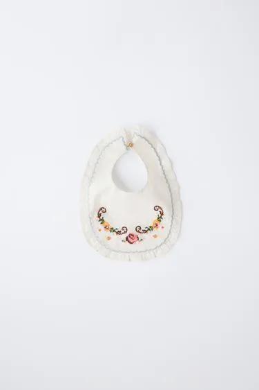 Нагрудник с вышивкой- Заказать в России