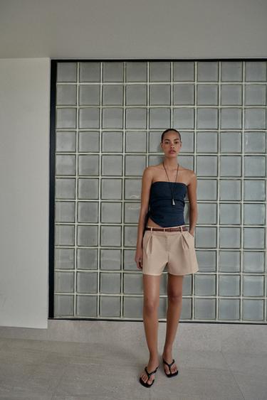 Zara Шорты-бермуды с высокой посадкой и ремнем