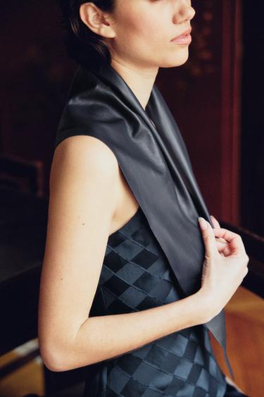 Zara Однотонная бандана из 100% кожи купить с доставкой.