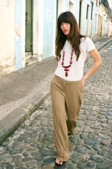 Прямые брюки с декоративной строчкой