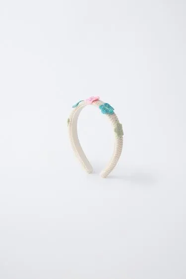 Ободок крючком с цветами