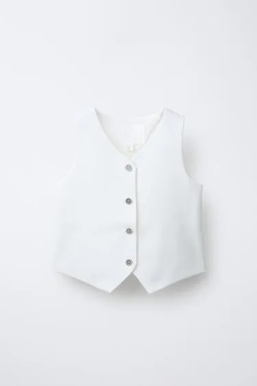 Жилет с декоративными пуговицами
