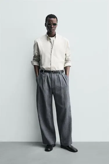 Брюки Relaxed Fit со складками