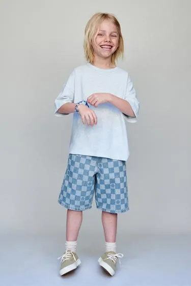 Джинсовые шорты в шахматную клетку