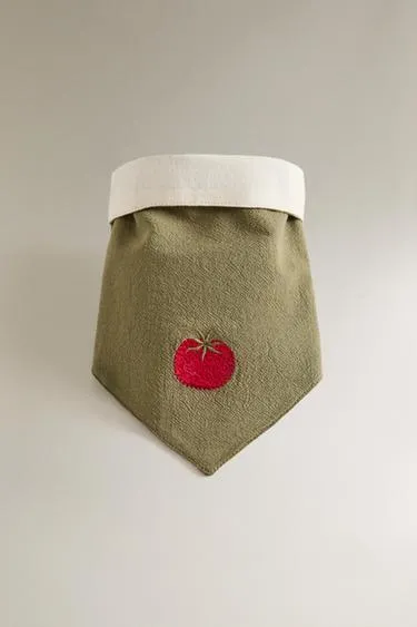 Реверсивная повязка для домашних животных с томатом