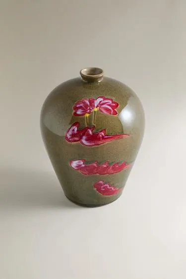 Керамическая ваза с цветочным узором- Заказать в России