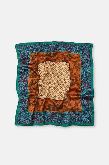 Платок с принтом