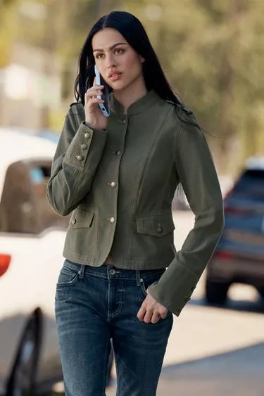 Струящийся блейзер с отстрочкой- Заказать в России