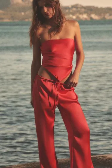 Атласные брюки на шнурке