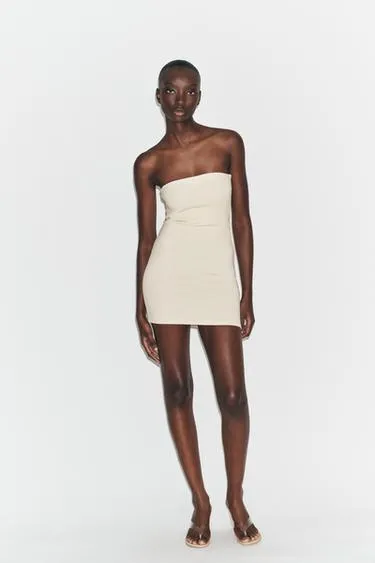 Эластичное платье без бретелей- Заказать в России