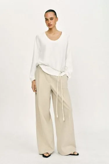 Свитер с круглым вырезом- Заказать в России