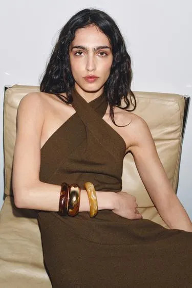 Набор из трех жестких браслетов