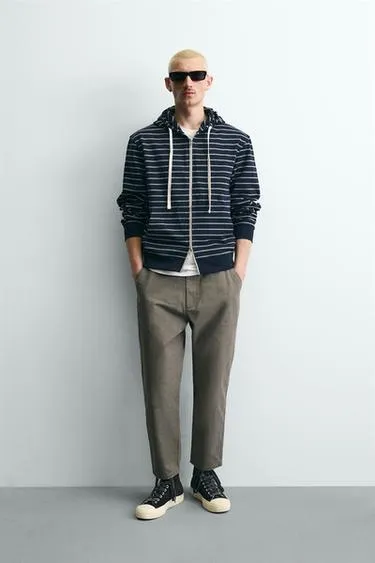 Брюки Carrot Fit с эффектом потертости