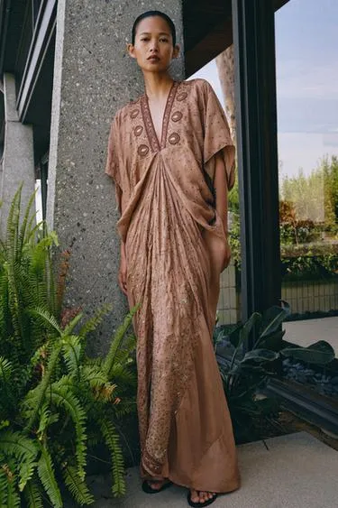 Платье из коллекции Zw с вышивкой и бусинами Limited Edition- Заказать в России