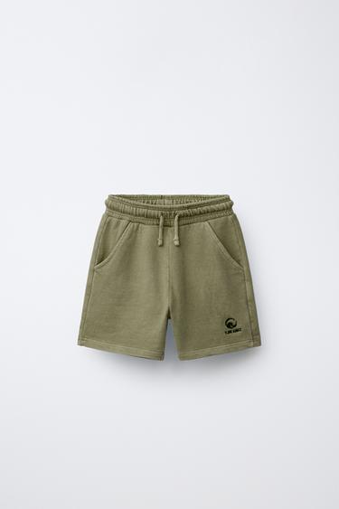 Шорты из мягкой ткани с окрашиванием и вышивкой