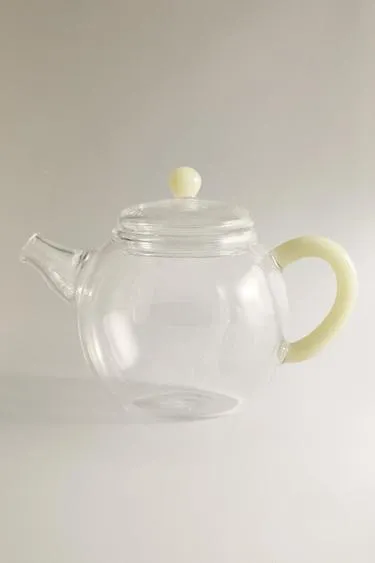 Стеклянный чайник из боросиликатного стекла с цветной ручкой- Заказать в России