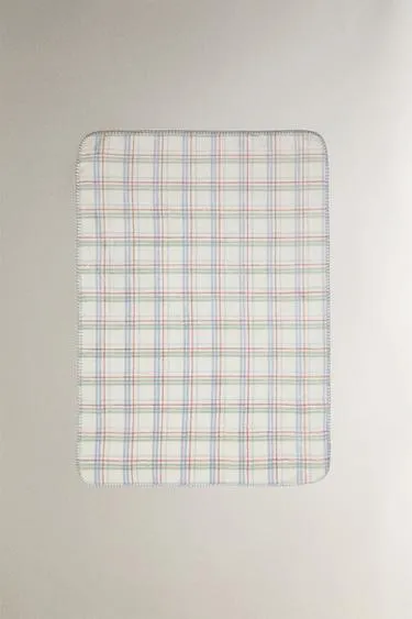 Плед для детей в клетку