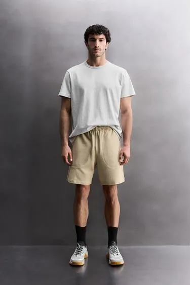 Футболка Relaxed Fit из плотного хлопка- Заказать в России