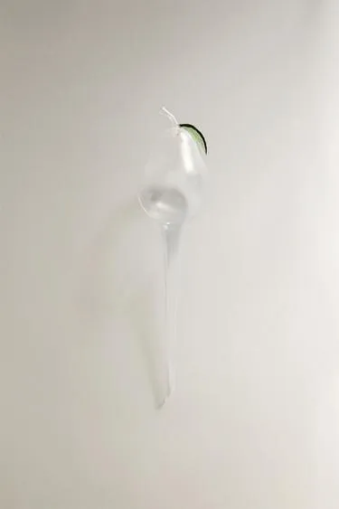 Самополивающийся садовый шар в форме груши