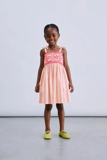 Платье в полоску с вышивкой- Заказать в России