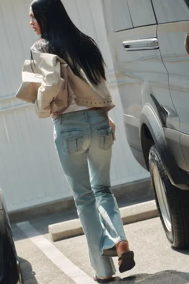 Куртка с эффектом потертости и заклепками- Заказать в России