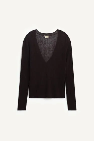 Вязаный свитер с льном 16