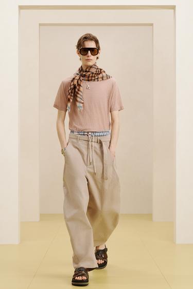 Футболка в полоску