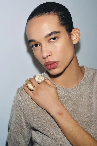 Набор из 2 крупных колец «овал и раковина»- Заказать в России