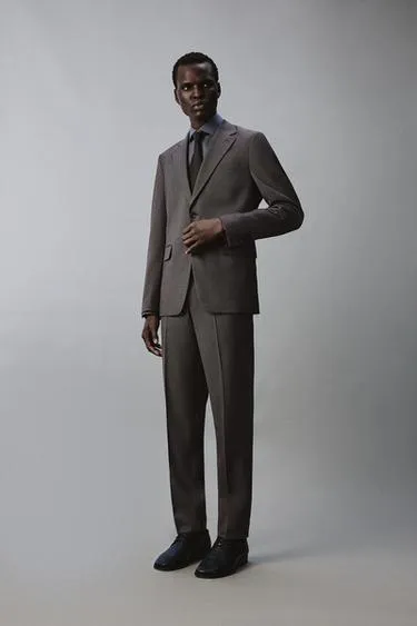 Костюмные брюки из рельефной ткани