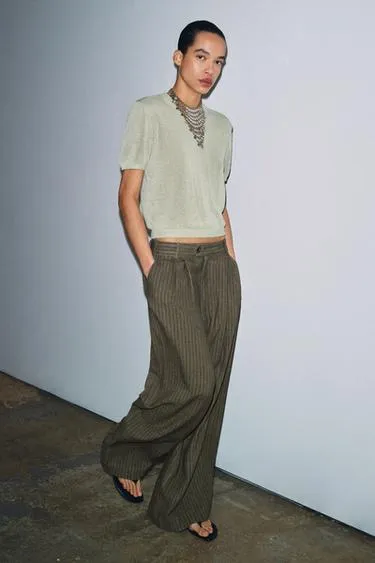 Трикотажный топ с коротким рукавом- Заказать в России