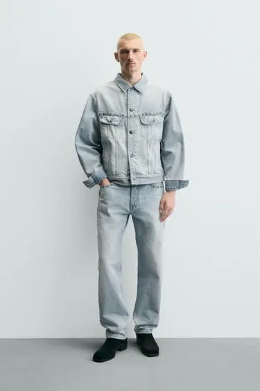 Джинсы Straight Fit с металлическими заклепками