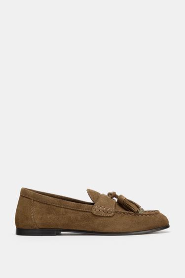 Zara Мокасины из разделанной замши с кисточками купить с доставкой.