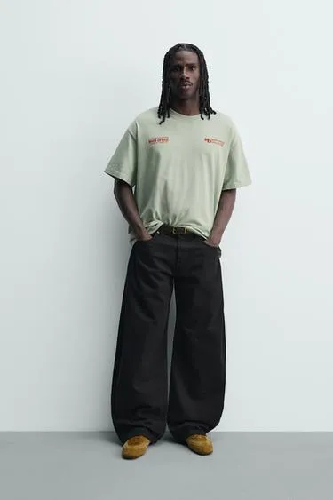 Футболка из ткани с эффектом потертости с надписью- Заказать в России