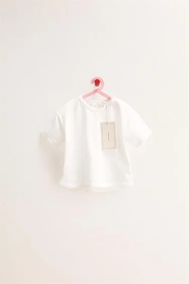 Zara Timeless — футболка из хлопка