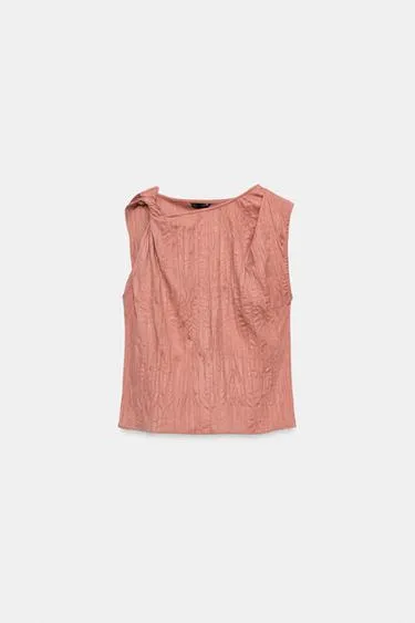 Топ из жатой ткани с эффектом замши