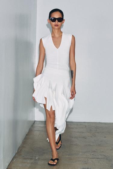 Футболка в рубчик с V-образным вырезом- Заказать в России