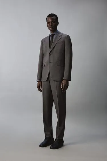 Костюмный блейзер из рельефной ткани- Заказать в России