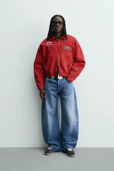 Куртка свободного кроя с нашивками