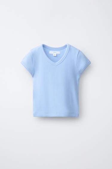 Топ в рубчик с V-образным вырезом