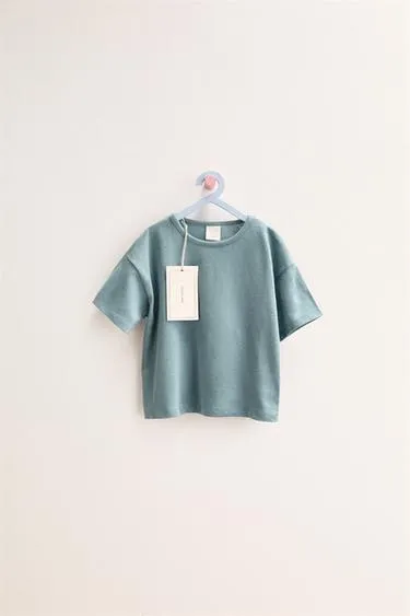 Zara Timeless - однотонная футболка из хлопка и льна