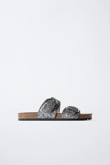 Сандалии с пряжками и блестками