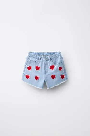 Джинсовые шорты с вязаными сердечками- Заказать в России