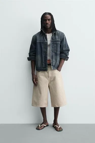 Шорты-джортсы Relaxed Fit в полоску- Заказать в России