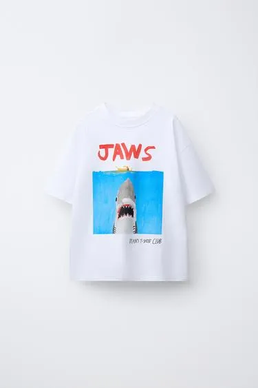 Футболка с иллюстрацией Jaws© X Dylan´S T-Shirt Club X Zara- Заказать в России