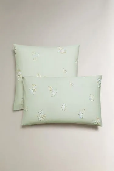 Наволочка с цветочным принтом из сатина